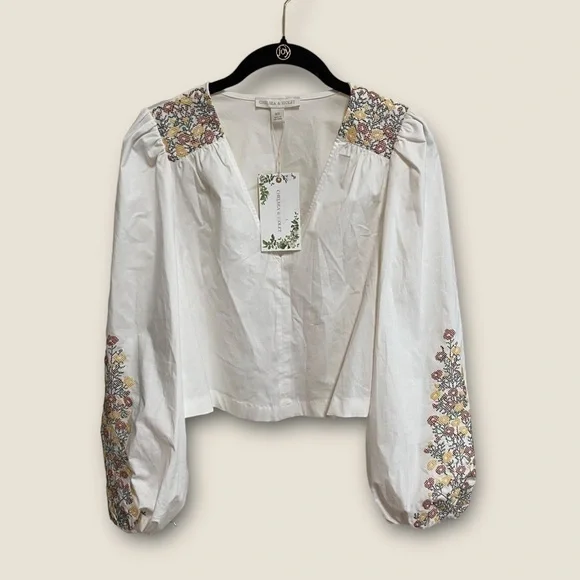 CHELSEA and Violet white v neck top with embroidered details NEW - Picture 2 of 7